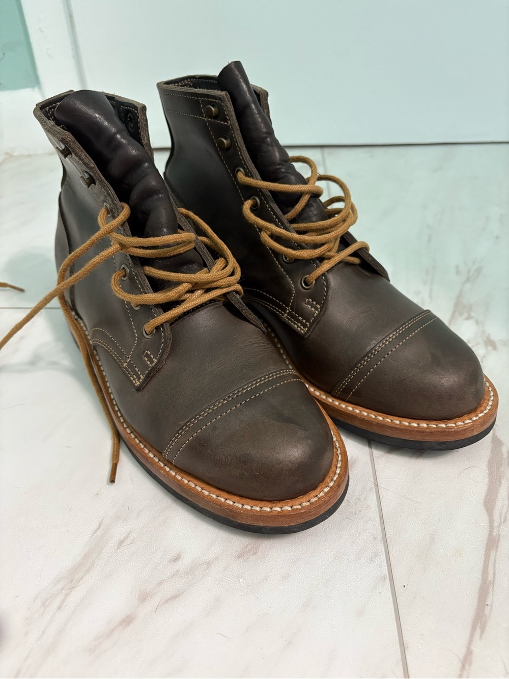 Truman Boots Men’s size 9D Gray Esmonda Boots